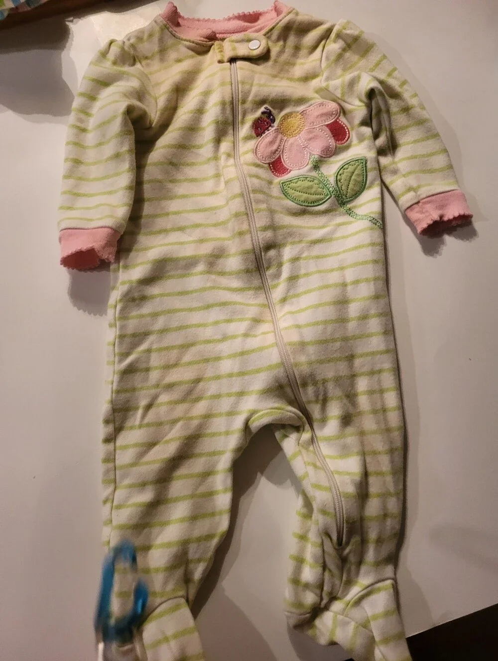 Bundle Of 5 Infanted Footed Pajamas Garanimal & Carter Size 3/6 Months + Hangers